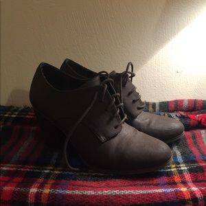Vintage inspired chunky heels